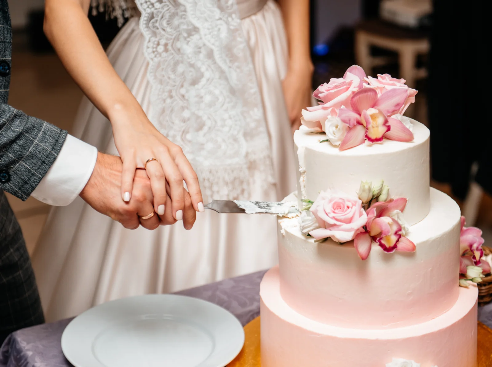 Stylish weddings on a low budget