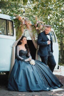 How to make an intimate wedding feel grand